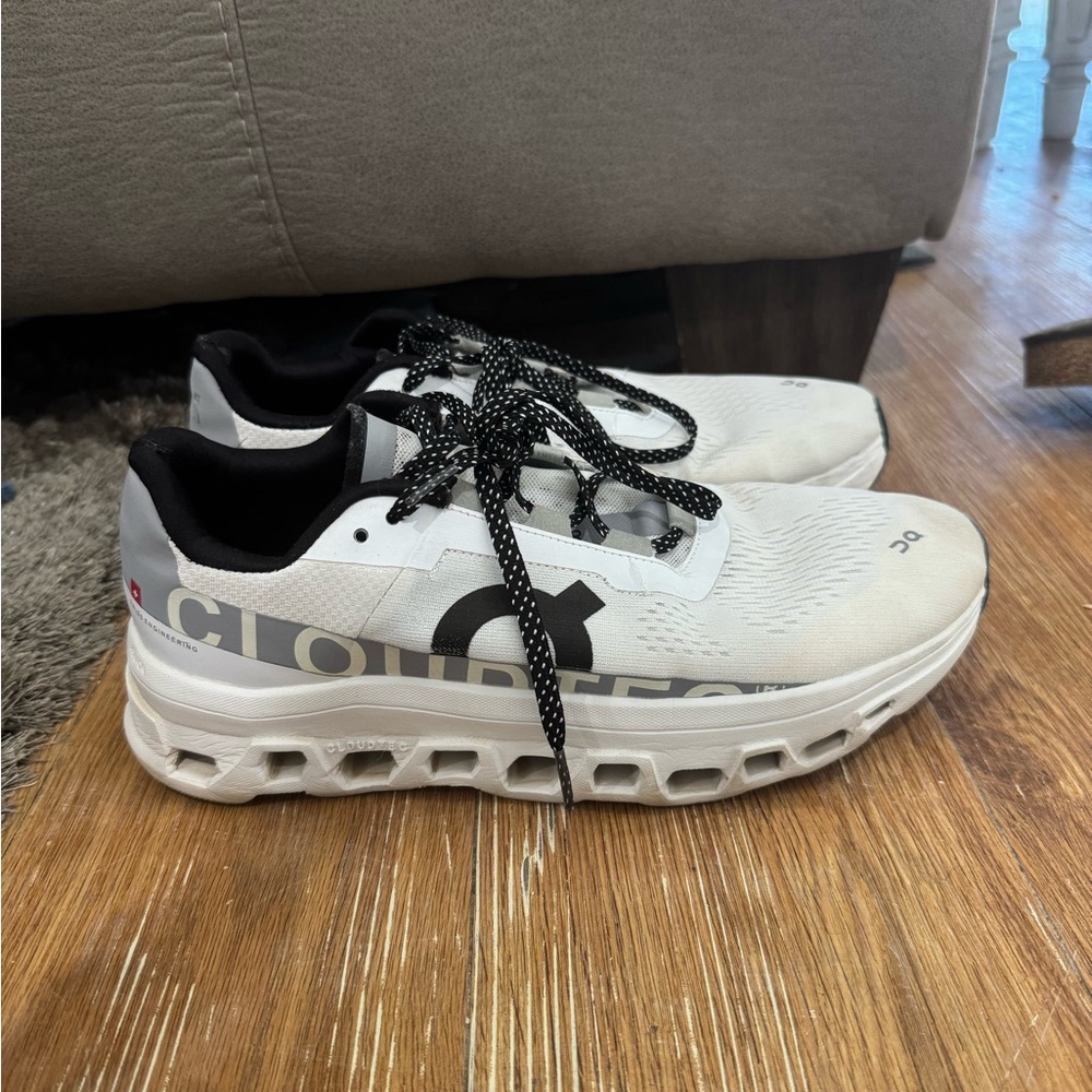 On Cloud Cloudmonster - image 1